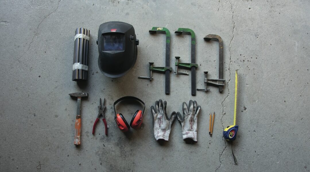 mountain bike dropper seatpost mechanic workshop